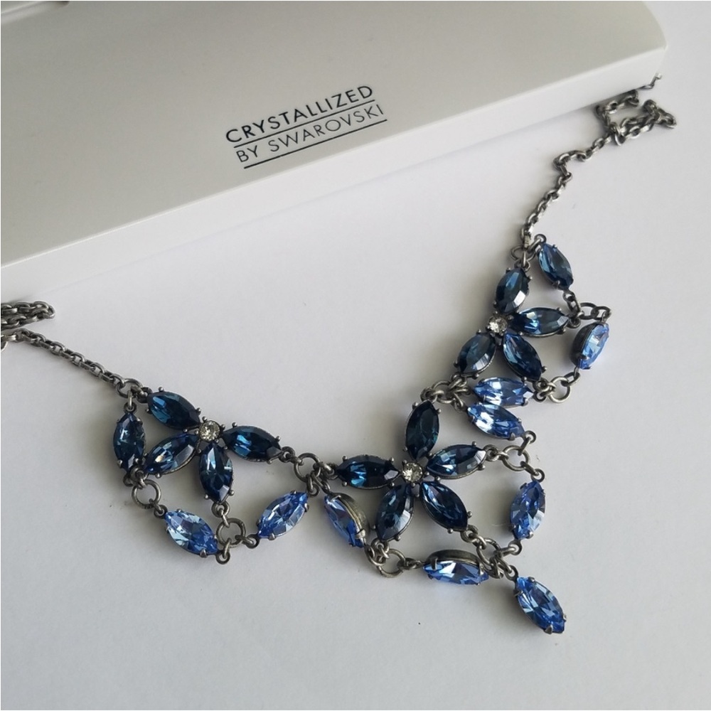 Swarovski Crystallized Blue Shades Marquis Crystal Floral Leaf Necklace NWT - Picture 6 of 13